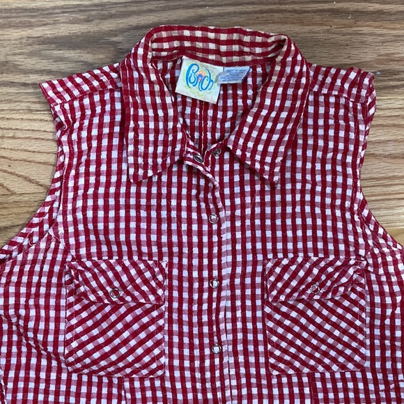 Punch Red/White Checkered “Gingham” Sleeveless Shirt with snap front collar Nice - Picture 3 of 4